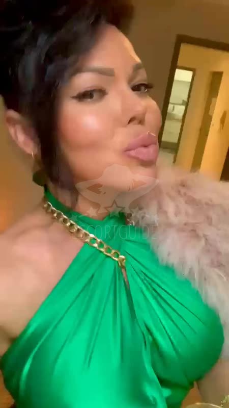 TS Venezolana Vivíany París -Noveda- | ☎️ 71662044 (Video)